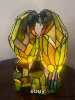 11 Catalina Lighting Love Birds Parrots Stained Glass Tiffany Style Table Lamp