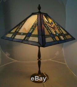 1920s 30s Leaded Stained Glass Shade RARE BRASS BASE Electric Table Lamp