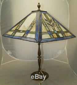 1920s 30s Leaded Stained Glass Shade RARE BRASS BASE Electric Table Lamp