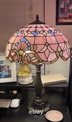 24 Tiffany style Stained Glass Classy Pink Victorian Accent Table Lamp