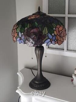 24 Tiffany style Stained Glass Rose Garden Victorian Accent Table Lamp