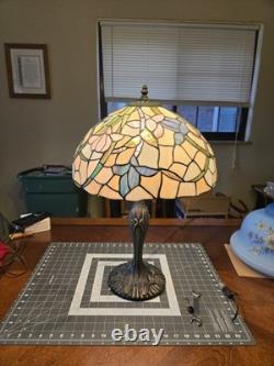 24 Vintage Tiffany Style Stained Glass Table Lamp