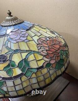 Antique Leaded Glass Chrysanthemum Lamp