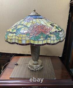 Antique Leaded Glass Chrysanthemum Lamp