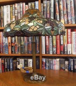 Antique Miller Lamp Co Stained Leaded Glass Lamp Bradley & Hubbard Handel Styles