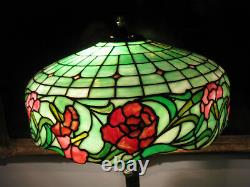 Antique R. Williamson & Co Carnation Stained / Leaded Glass Lamp