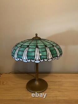 Antique Trumpet Lily Floral Stained Glass Table Lamp