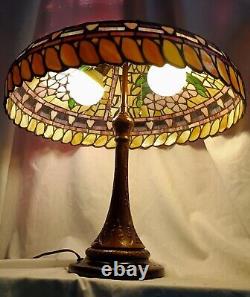 Antique lamp, Stained Glass in the Tiffany Studio Style Tradition