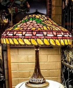 Antique lamp, Stained Glass in the Tiffany Studio Style Tradition