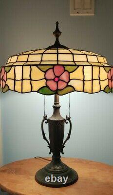 Antique stained glass Lamp LAMB brothers, Chicago Mosaic, Tiffany, Handel