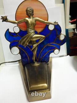 Art Deco Lady lamp metal/stained glass design sz 9in tall by L&L W MC 9919 metal