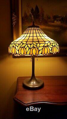 Arts & Crafts, Nouveau Unique/Handel Lamp Co. Leaded Stained Slag Glass Lamp