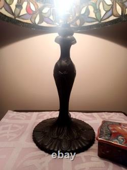 BIG JUNE SALE! EXC Cond! Beautiful DALE Tiffany Heavy Leaded Stained Glass Lamp