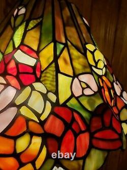 Beautiful Vintage Tiffany Style Leaded Stained Glass Accordion Pleated Lamp