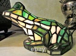 Bieye Tiffany-Style Stained Glass 10 Frog Accent Table Lamp