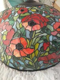 Big tiffany lampshade More than a thousand stained glass