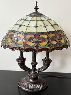 DALE TIFFANY AUTHENTIC RARE STAINED GLASS TABLE LAMP Retired Richardson Series