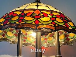 DALE TIFFANY AUTHENTIC RARE STAINED GLASS TABLE LAMP Retired Richardson Series