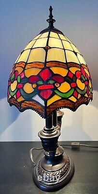 DALE TIFFANY AUTHENTIC RARE STAINED GLASS TABLE LAMP Retired Richardson Series