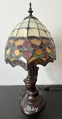 DALE TIFFANY AUTHENTIC RARE STAINED GLASS TABLE LAMP Retired Richardson Series