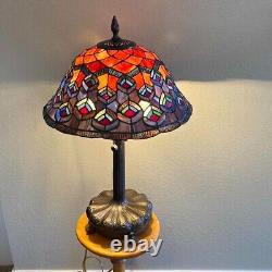 Dale Tiffany Style Peacock Pattern Accent Table Lamp