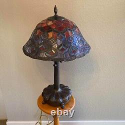 Dale Tiffany Style Peacock Pattern Accent Table Lamp