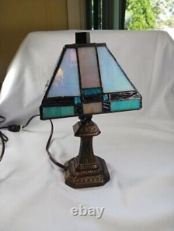 Dale Tiffany Table Lamp 11 Incandescent LED Tiffany Stained glass Antique Brass