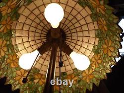 Handel Daisey stained glass lamp -early 20th century, Tiffany style