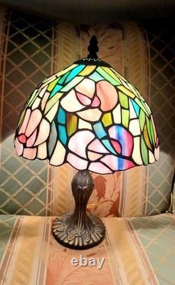 LOVELY! VINTAGE Tiffany Floral Leaded Stained Glass Lamp EXC COND