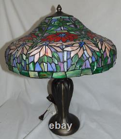 Leaded Glass Tiffany-Style Table Lamp Light