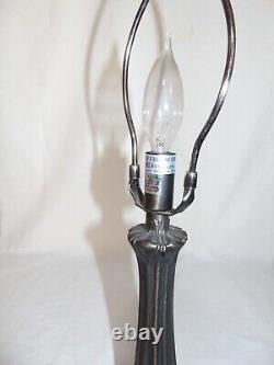 Leaded Glass Tiffany-Style Wisteria Table Lamp Light