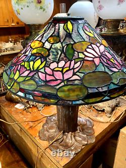 Lilly Pad Stained Glass Tiffany Lamp Museum Quality Reproduction 22 Tall