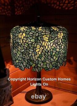 Louis Comfort Tiffany Wisteria Stained Glass Mission Craftsman Table Lamp