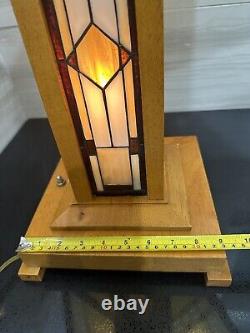 Mission Design Stained Glass Tiffany Style Lit Base Light Wood 30 Table Lamp