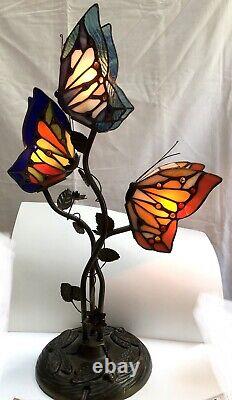 Multi-Colored 15-inch Lighted Tiffany Style Three Butterfly Desk Lamp