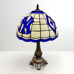 NY Yankees Tiffany Style Stained Glass Table Lamp 20 Tall Vintage 2003 NY Read