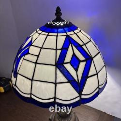 NY Yankees Tiffany Style Stained Glass Table Lamp 20 Tall Vintage 2003 NY Read
