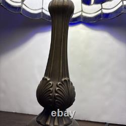 NY Yankees Tiffany Style Stained Glass Table Lamp 20 Tall Vintage 2003 NY Read