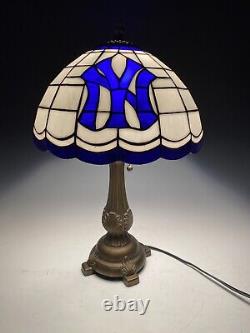 New York Yankees Tiffany Style Stained Glass Lamp MLB Baseball Memorabilia Lamp