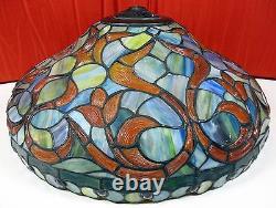 Quoizel Collectibles Tiffany Style Stained / Leaded Glass Bowl Pendant Lamp