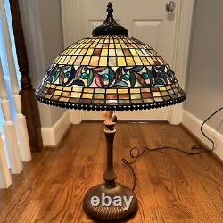 Quoizel Lighting Tiffany-Style Stained-Glass Table Lamp (27 tall, 18 diameter)