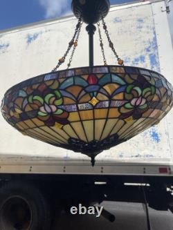 Quoizel Pendant Belle Fleur motif Jewel Tiffany Style Stained Glass Hanging Lamp