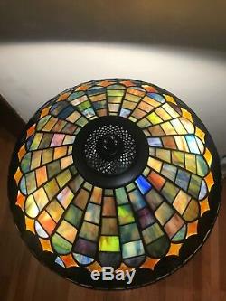 Quoizel TF6347VB 2-Light Tiffany Style Table Lamp Bronze Color, Rare