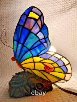 Quoizel Tiffany Style Butterfly Lamp Stained Glass On Bronze Rose Base Art Deco