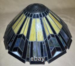 Quoizel Tiffany Style Craftsman Stained Glass Ceiling or Table Lamp Light Shade