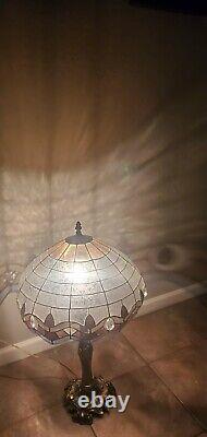 RARE @ L&LWMC Table Lamp 9746 stained glass brass bottom Tiffany style lamp