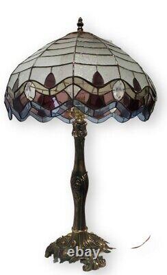 RARE @ L&LWMC Table Lamp 9746 stained glass brass bottom Tiffany style lamp
