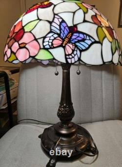 RARE Vintage Butterfly Dale Tiffany Stained Glass Lamp Antique