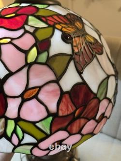 RARE Vintage Butterfly Dale Tiffany Stained Glass Lamp Antique