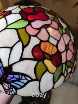 RARE Vintage Butterfly Dale Tiffany Stained Glass Lamp Antique